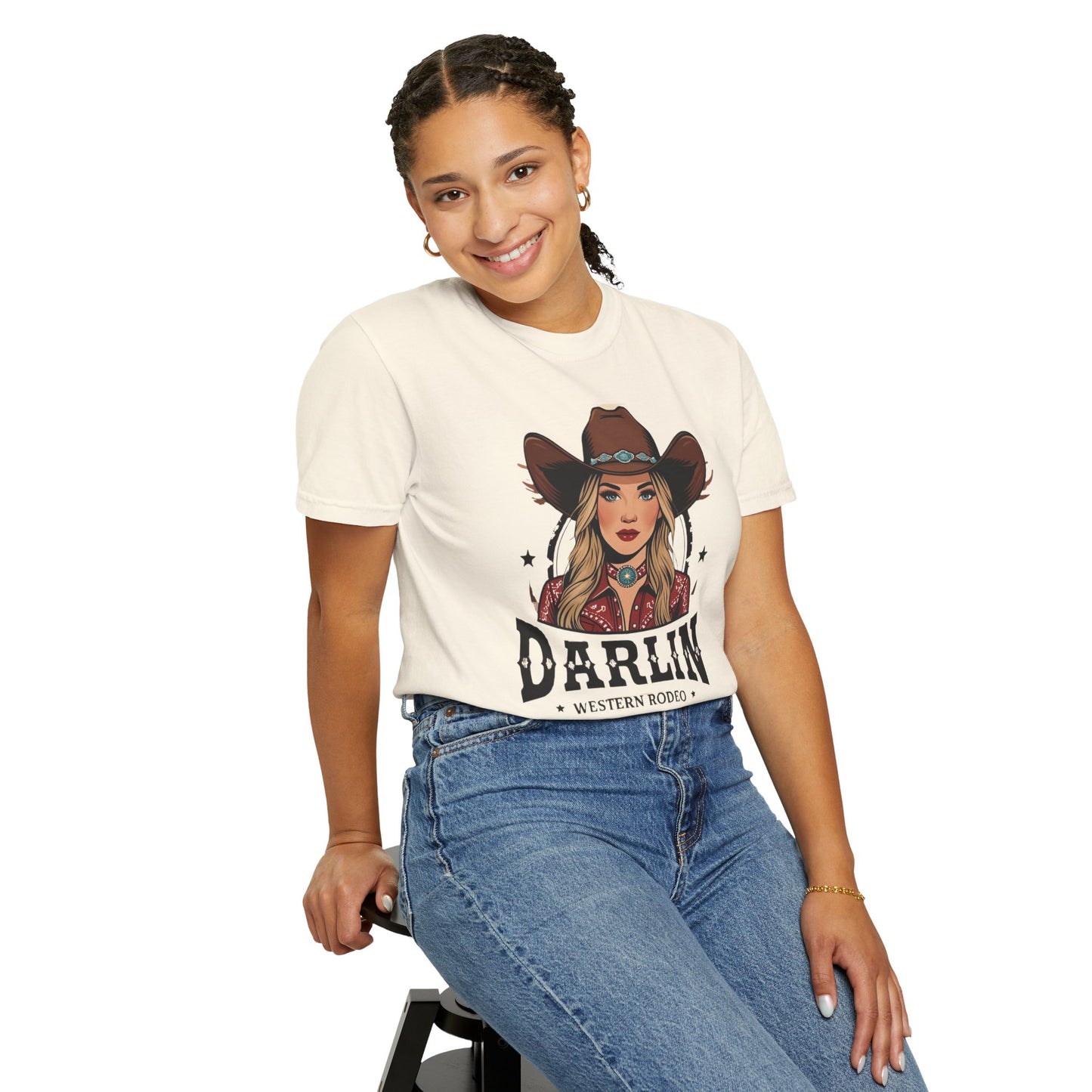 Darlin Rustic Horizon Cowgirl  UNISEX T-Shirt｜Festival Wear, Casual Outfit, Gift for Nature Lovers, Vintage Style Tee, Summer Essential