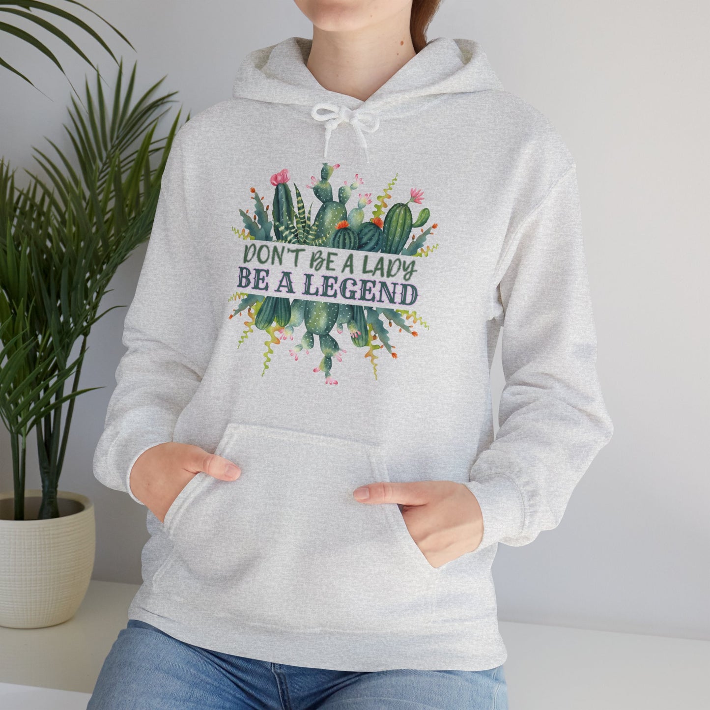 BE A LEGEND LADY CACTUS UNISEX Heavy Blend™ Hooded Sweatshirt
