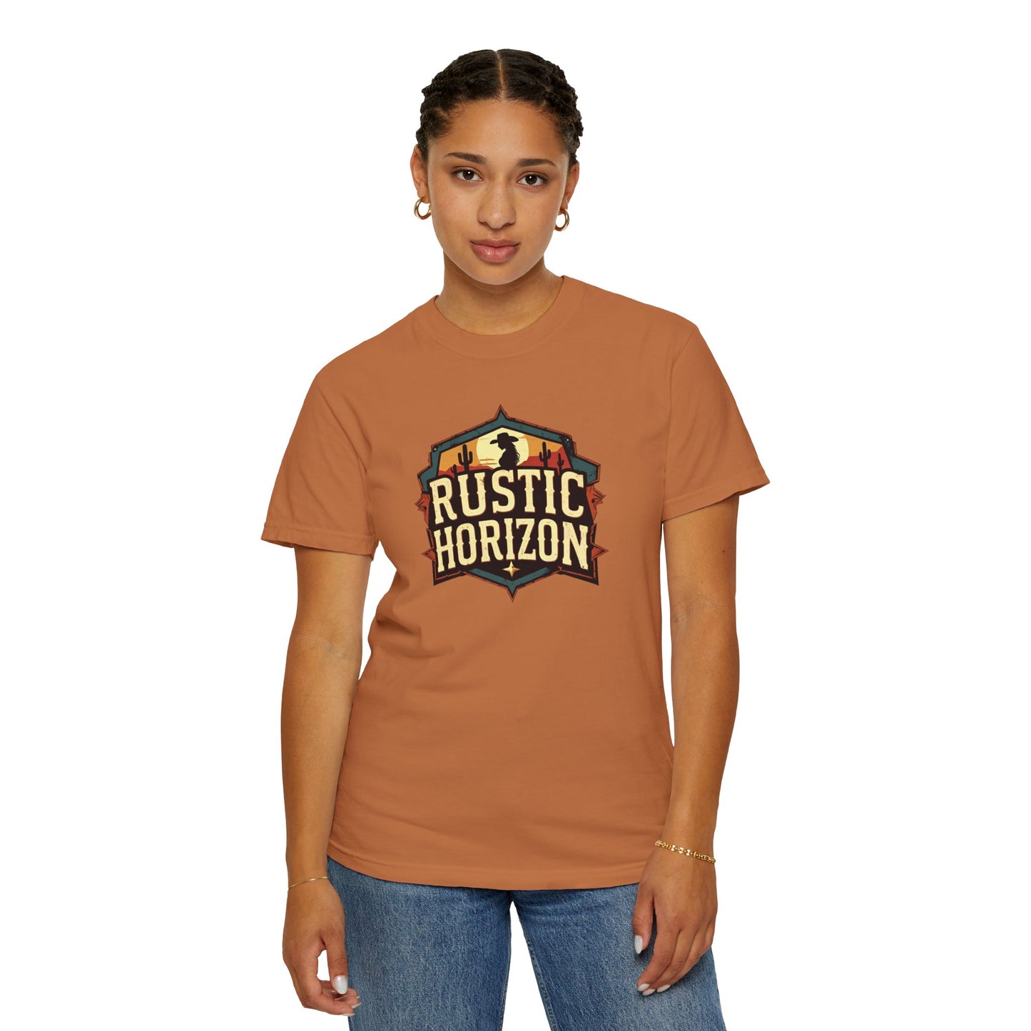 Rustic Horizon Cowgirl  UNISEX T-Shirt｜Festival Wear, Casual Outfit, Gift for Nature Lovers, Vintage Style Tee, Summer Essential
