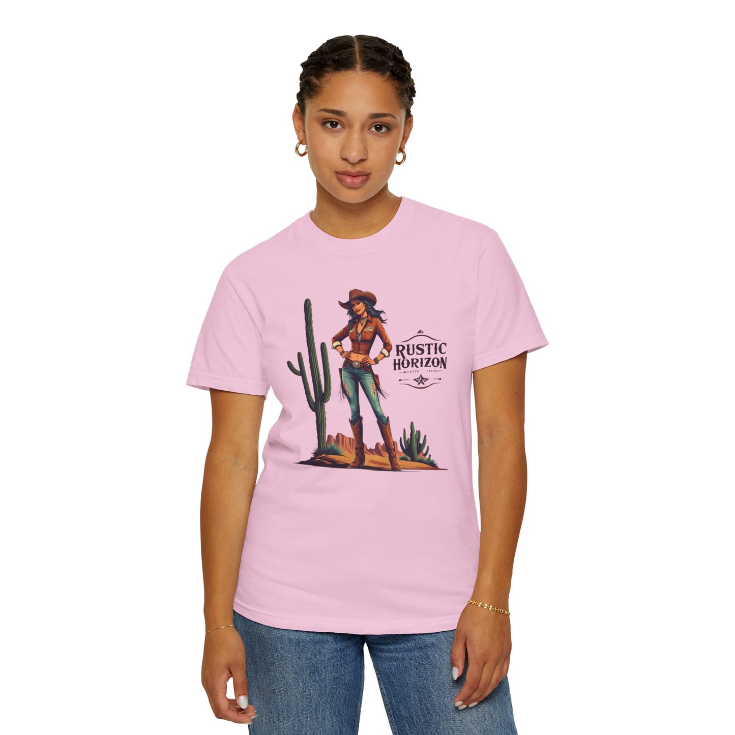 Rustic Horizon Cowgirl Cactus Fashion UNISEX T-Shirt｜Festival Wear, Casual Outfit, Gift for Nature Lovers, Vintage Style Tee, Summer Essential