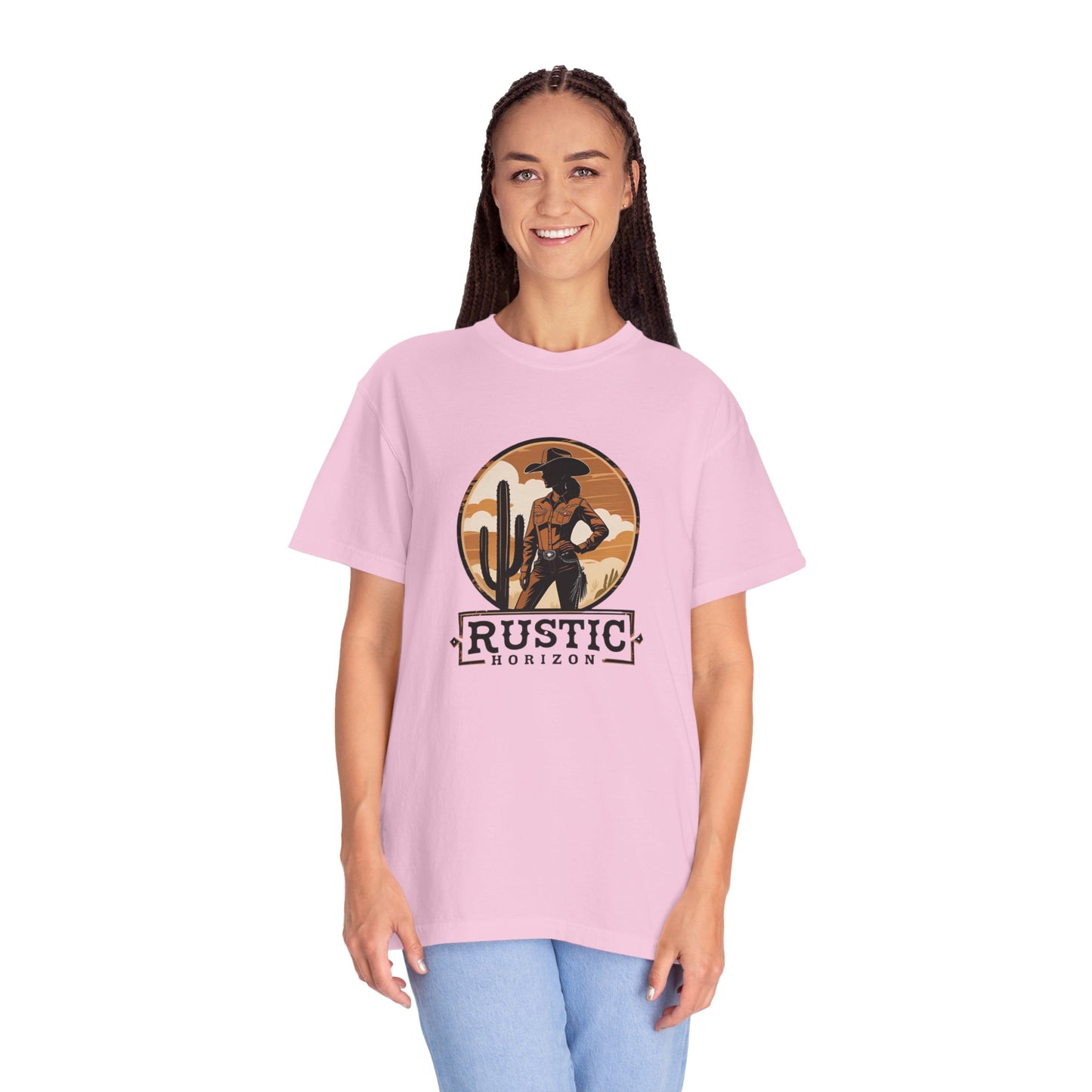 Rustic Horizon Cowgirl  UNISEX T-Shirt｜Festival Wear, Casual Outfit, Gift for Nature Lovers, Vintage Style Tee, Summer Essential