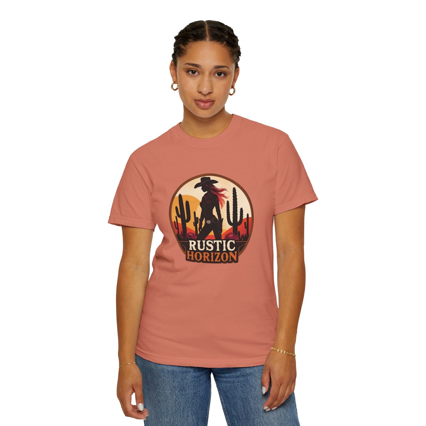 Rustic Horizon Cowgirl  UNISEX T-Shirt｜Festival Wear, Casual Outfit, Gift for Nature Lovers, Vintage Style Tee, Summer Essential