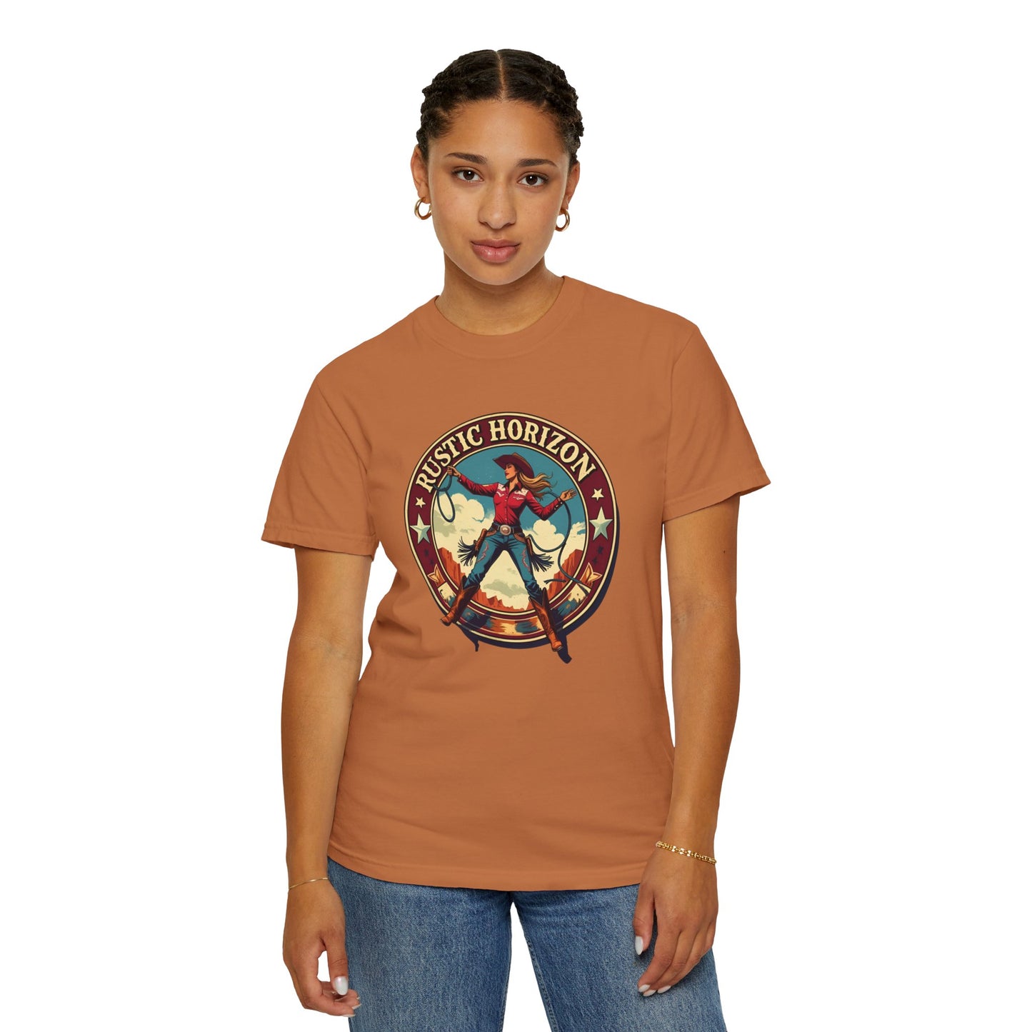 Rustic Horizon Cowgirl  UNISEX T-Shirt｜Festival Wear, Casual Outfit, Gift for Nature Lovers, Vintage Style Tee, Summer Essential