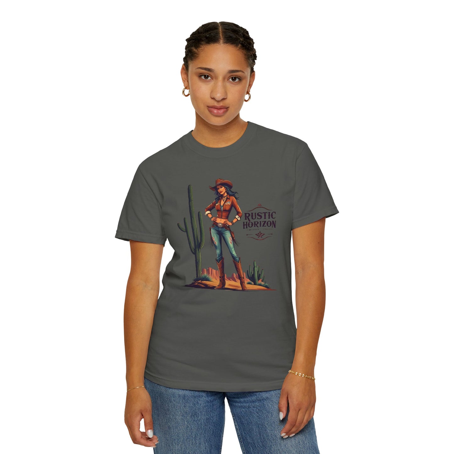 Rustic Horizon Cowgirl Cactus Fashion UNISEX T-Shirt｜Festival Wear, Casual Outfit, Gift for Nature Lovers, Vintage Style Tee, Summer Essential