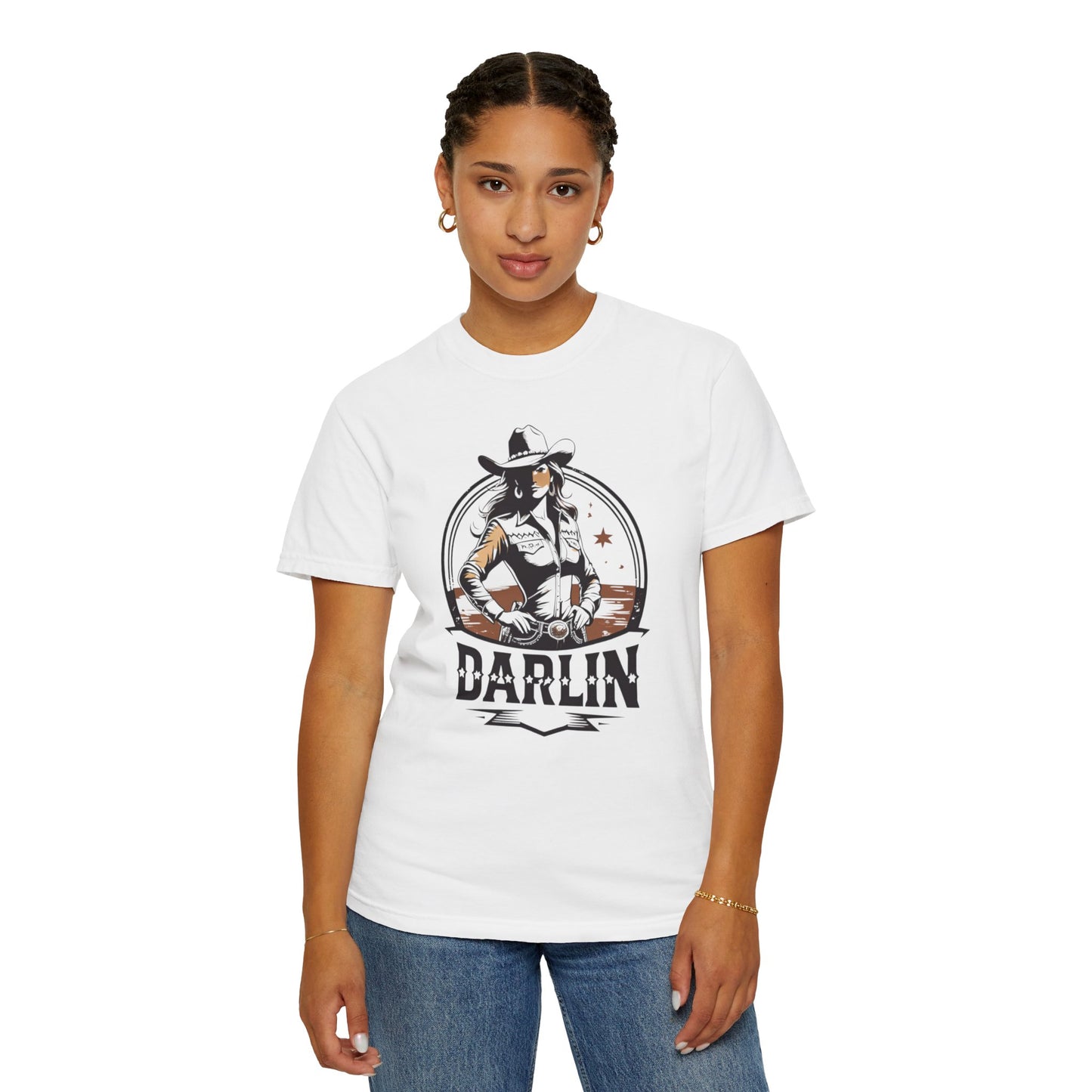 Darlin Rustic Horizon Cowgirl  UNISEX T-Shirt｜Festival Wear, Casual Outfit, Gift for Nature Lovers, Vintage Style Tee, Summer Essential