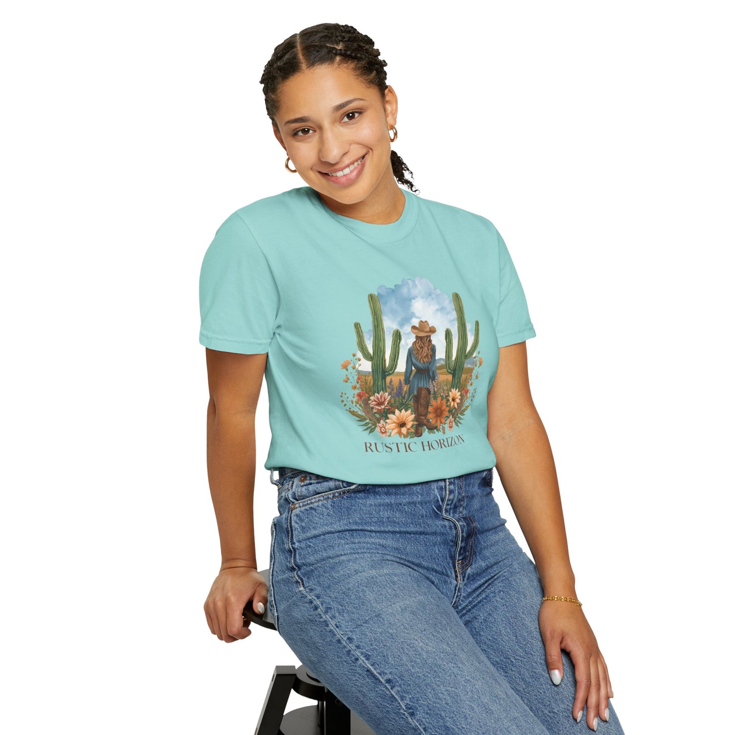 Cowgirl cactus UNISEX T-Shirt｜Festival Wear, Casual Outfit, Gift for Nature Lovers, Vintage Style Tee, Summer Essential