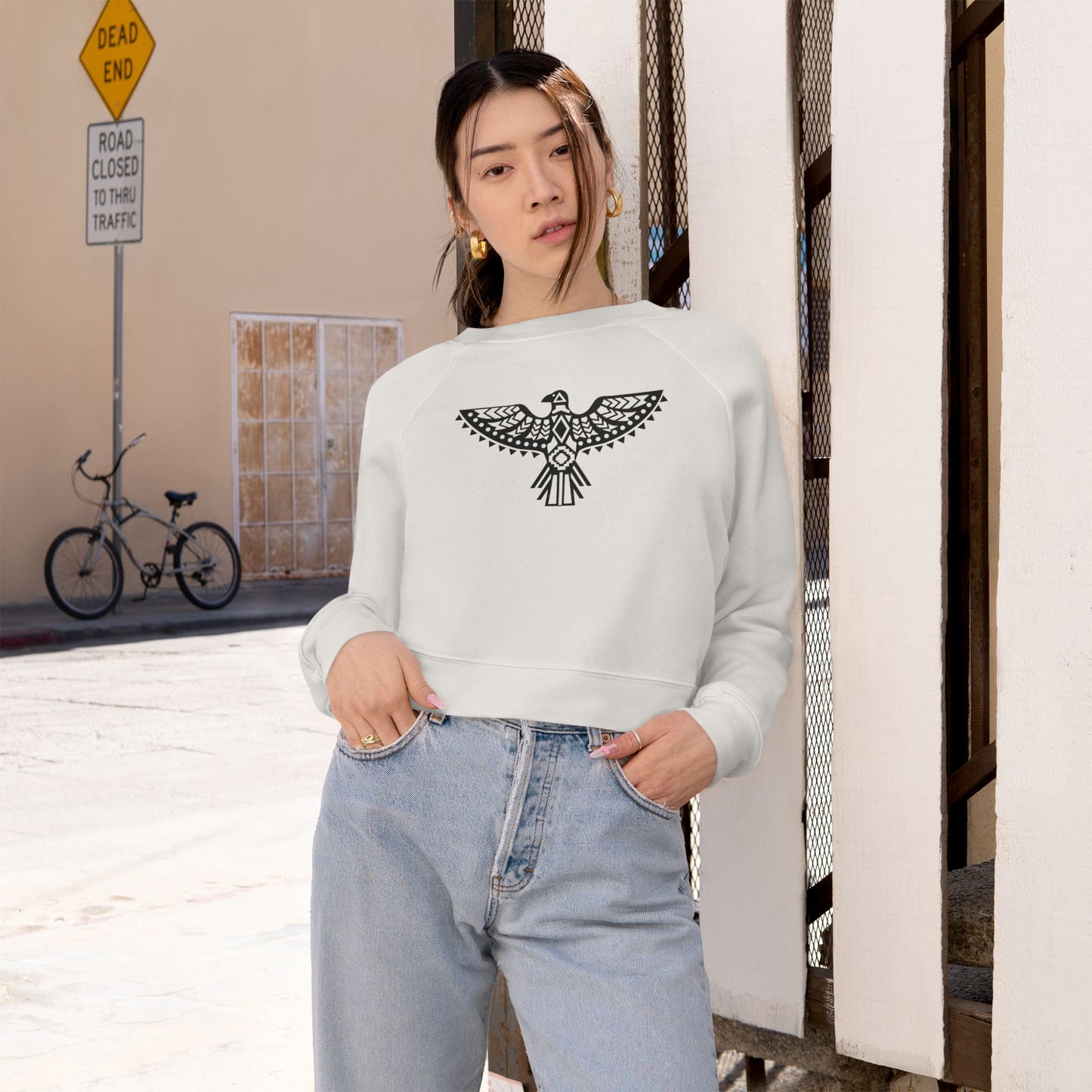 Women's Cropped Fleece Pullover with Eagle Graphic - Stylish and Cozy