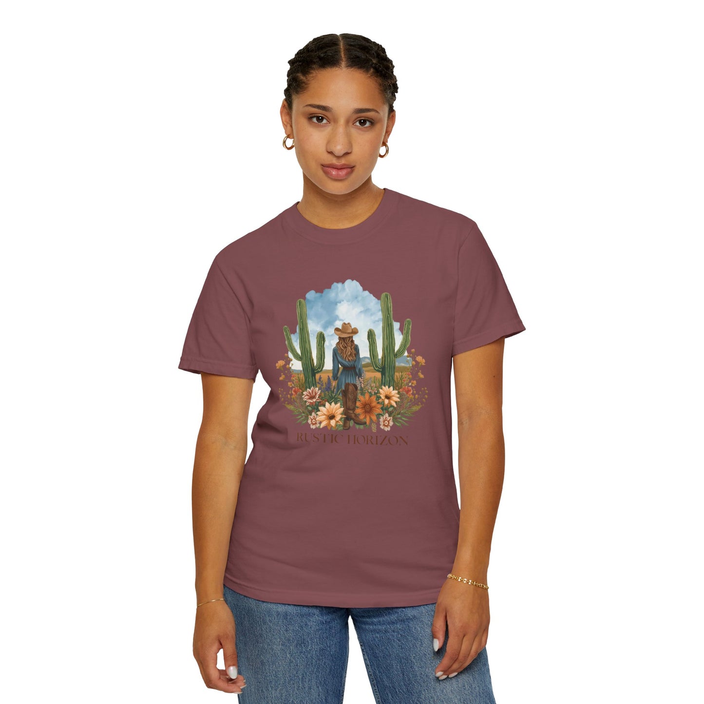 Cowgirl cactus UNISEX T-Shirt｜Festival Wear, Casual Outfit, Gift for Nature Lovers, Vintage Style Tee, Summer Essential