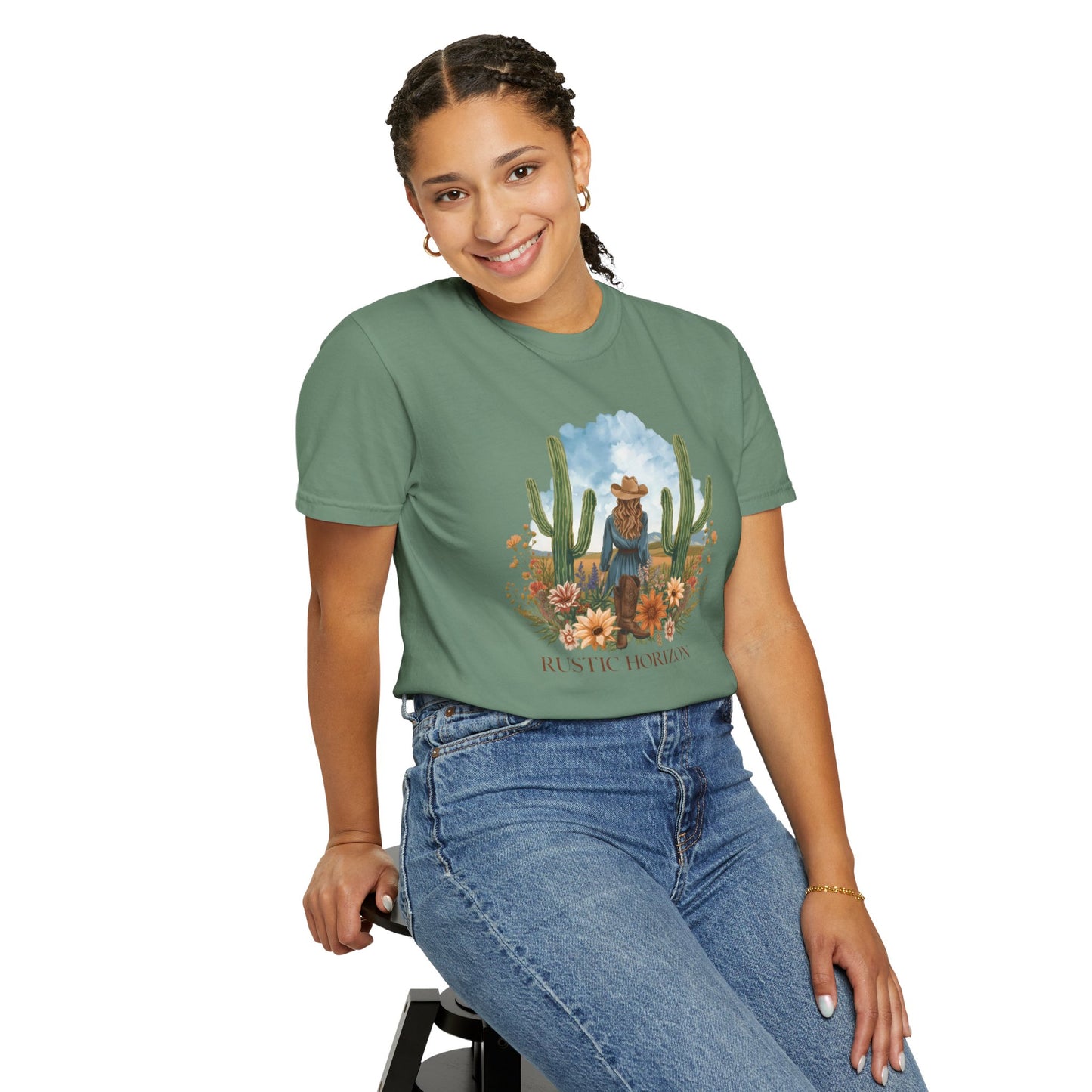 Cowgirl cactus UNISEX T-Shirt｜Festival Wear, Casual Outfit, Gift for Nature Lovers, Vintage Style Tee, Summer Essential
