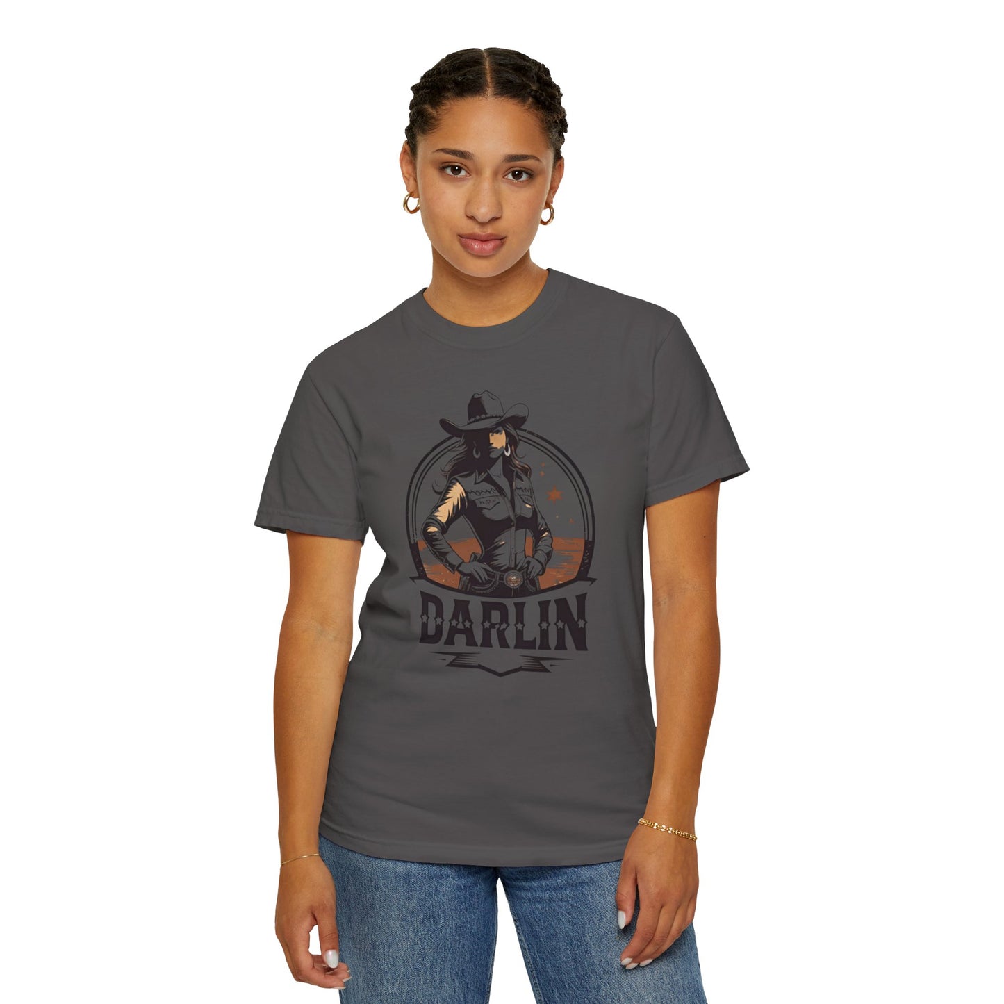 Darlin Rustic Horizon Cowgirl  UNISEX T-Shirt｜Festival Wear, Casual Outfit, Gift for Nature Lovers, Vintage Style Tee, Summer Essential