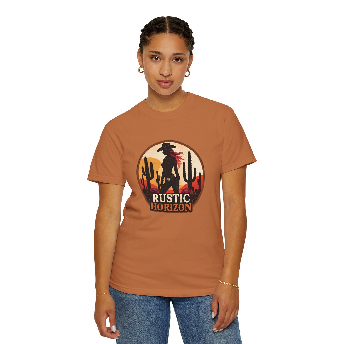 Rustic Horizon Cowgirl  UNISEX T-Shirt｜Festival Wear, Casual Outfit, Gift for Nature Lovers, Vintage Style Tee, Summer Essential