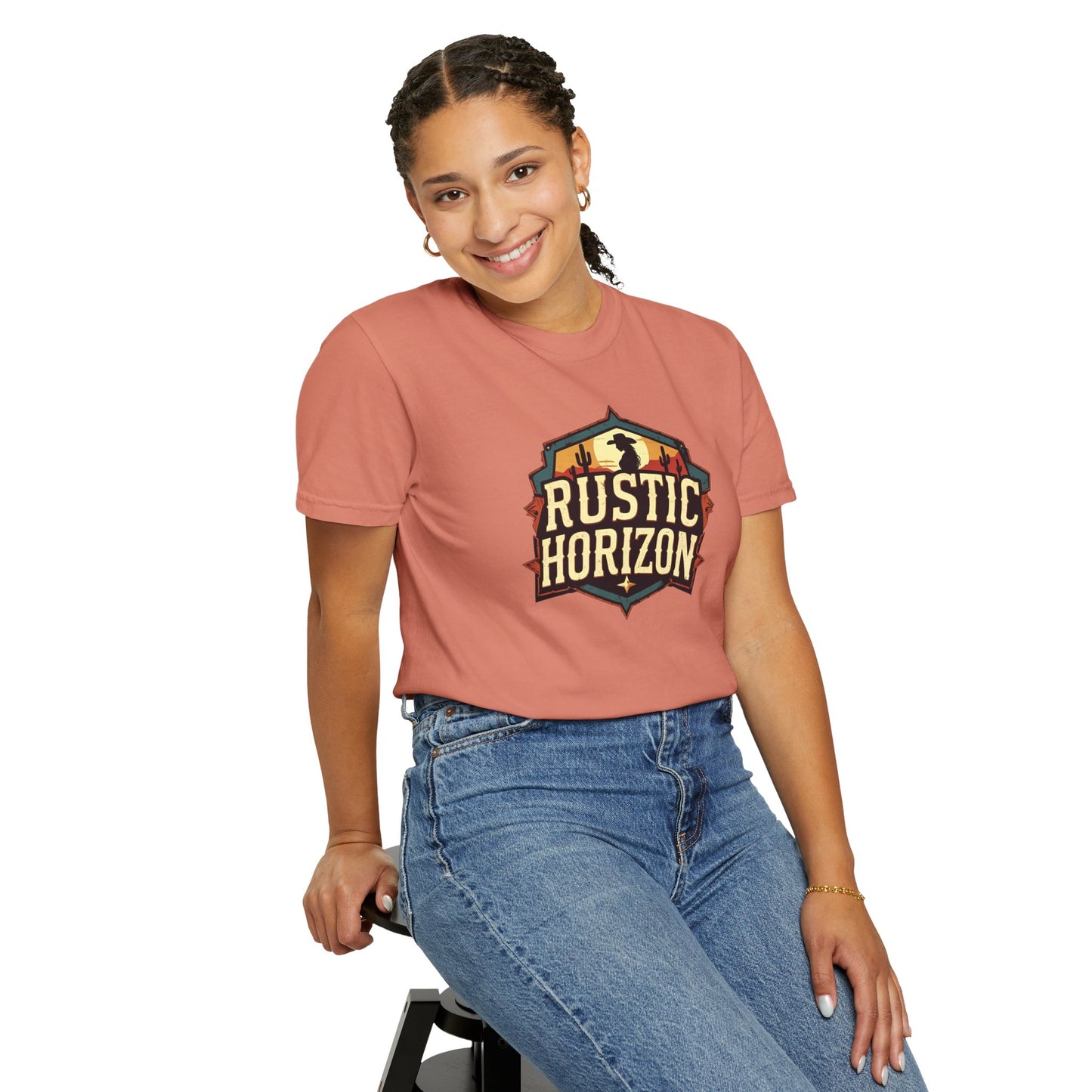 Rustic Horizon Cowgirl  UNISEX T-Shirt｜Festival Wear, Casual Outfit, Gift for Nature Lovers, Vintage Style Tee, Summer Essential