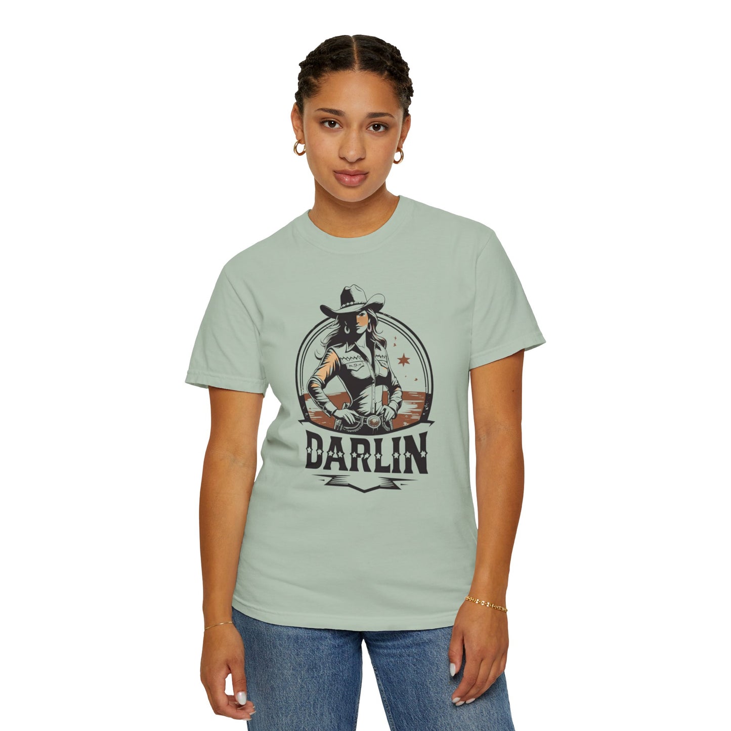 Darlin Rustic Horizon Cowgirl  UNISEX T-Shirt｜Festival Wear, Casual Outfit, Gift for Nature Lovers, Vintage Style Tee, Summer Essential