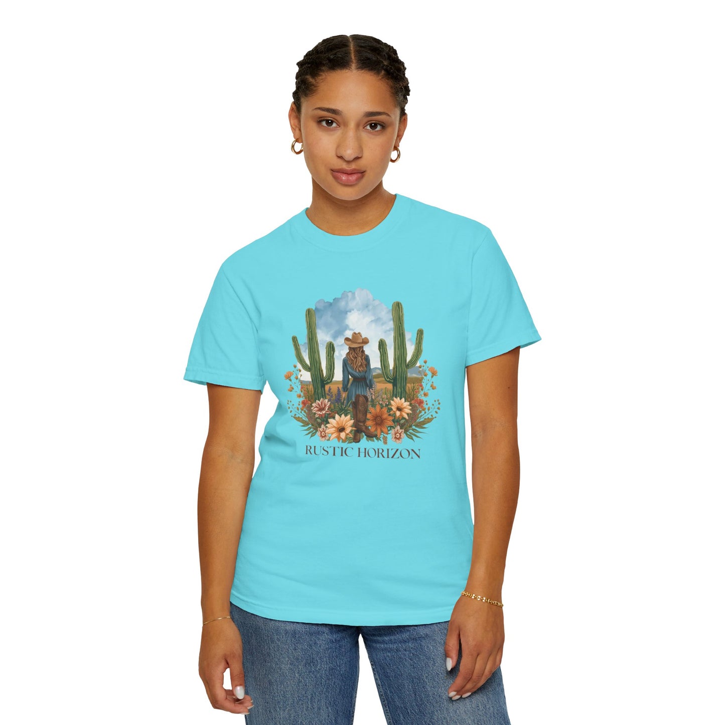 Cowgirl cactus UNISEX T-Shirt｜Festival Wear, Casual Outfit, Gift for Nature Lovers, Vintage Style Tee, Summer Essential