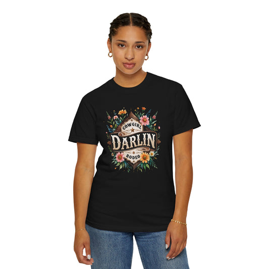 Darlin Rustic Horizon Cowgirl  UNISEX T-Shirt｜Festival Wear, Casual Outfit, Gift for Nature Lovers, Vintage Style Tee, Summer Essential