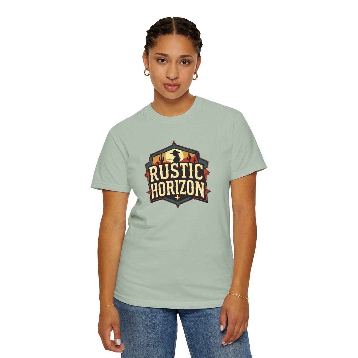 Rustic Horizon Cowgirl  UNISEX T-Shirt｜Festival Wear, Casual Outfit, Gift for Nature Lovers, Vintage Style Tee, Summer Essential