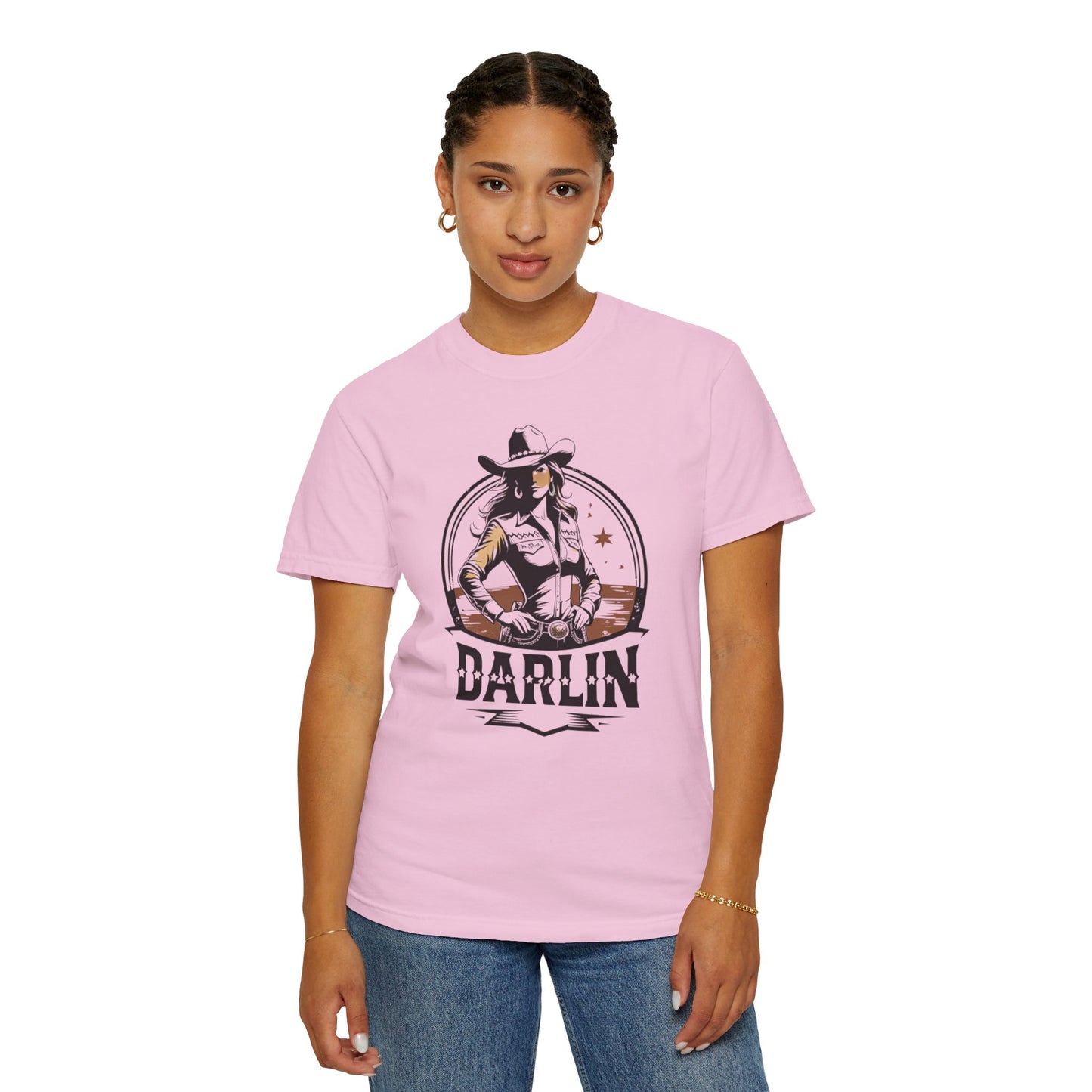 Darlin Rustic Horizon Cowgirl  UNISEX T-Shirt｜Festival Wear, Casual Outfit, Gift for Nature Lovers, Vintage Style Tee, Summer Essential
