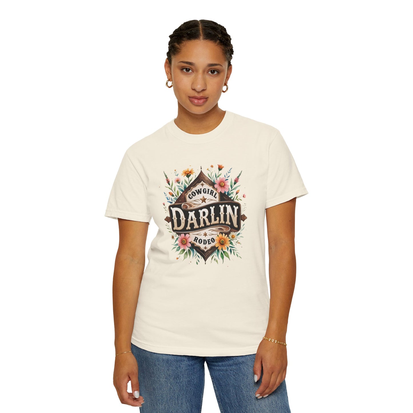 Darlin Rustic Horizon Cowgirl  UNISEX T-Shirt｜Festival Wear, Casual Outfit, Gift for Nature Lovers, Vintage Style Tee, Summer Essential