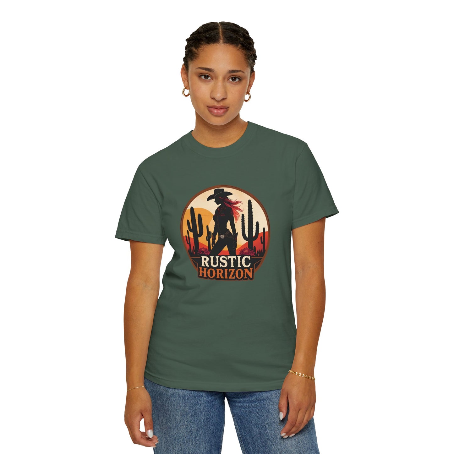 Rustic Horizon Cowgirl  UNISEX T-Shirt｜Festival Wear, Casual Outfit, Gift for Nature Lovers, Vintage Style Tee, Summer Essential