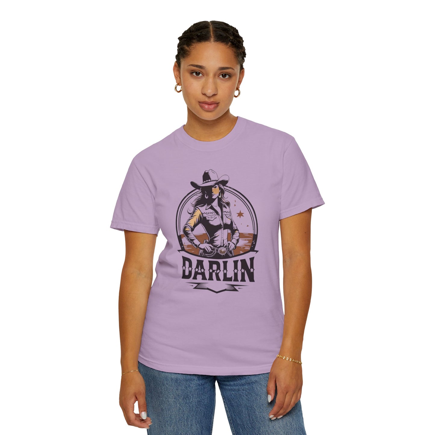 Darlin Rustic Horizon Cowgirl  UNISEX T-Shirt｜Festival Wear, Casual Outfit, Gift for Nature Lovers, Vintage Style Tee, Summer Essential