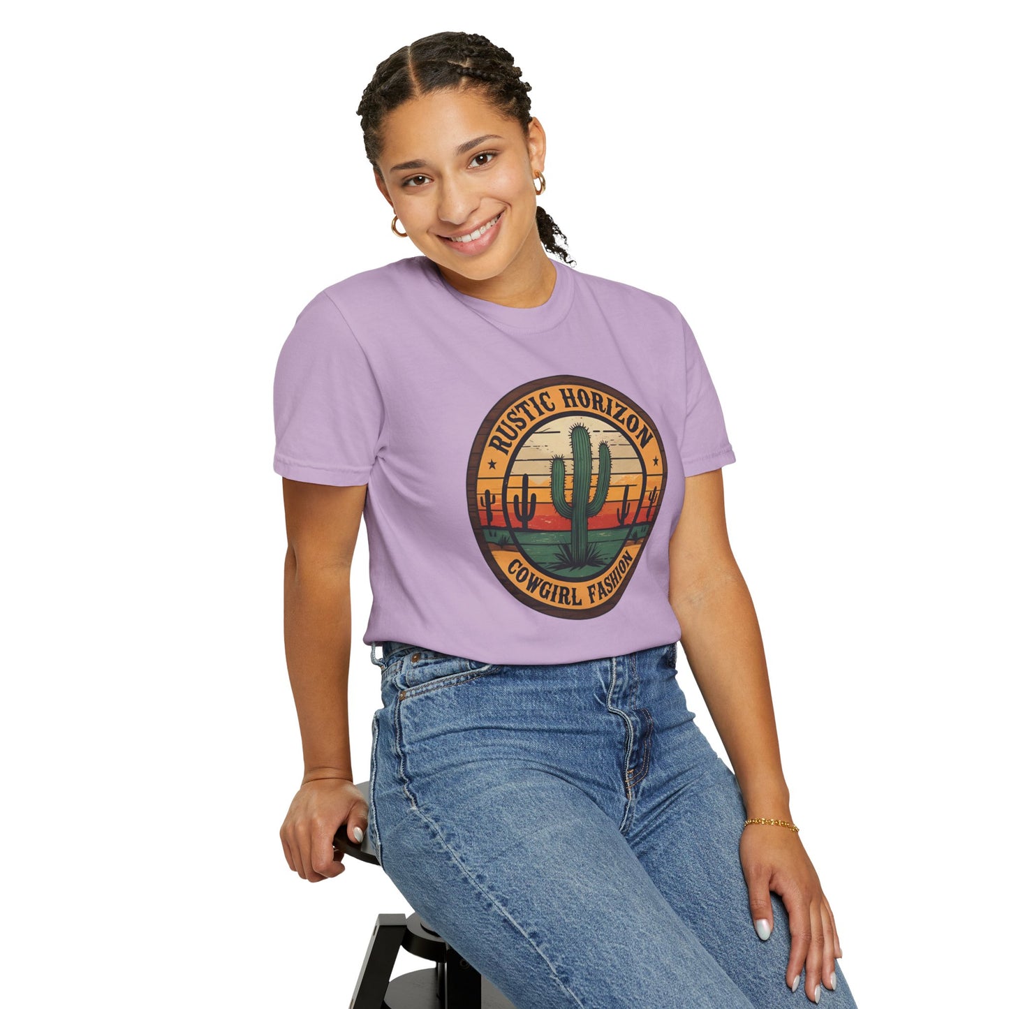Rustic Horizon Cowgirl Cactus Fashion UNISEX T-Shirt｜Festival Wear, Casual Outfit, Gift for Nature Lovers, Vintage Style Tee, Summer Essential