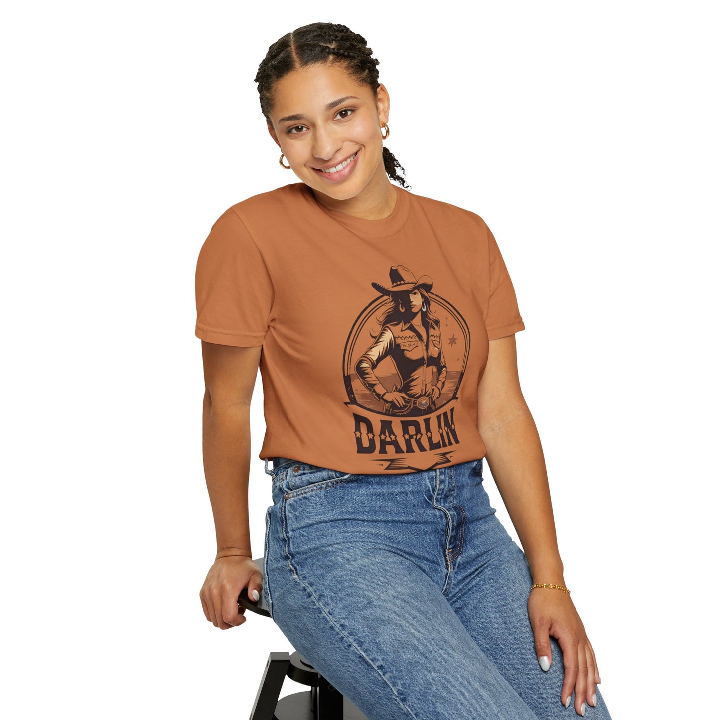 Darlin Rustic Horizon Cowgirl  UNISEX T-Shirt｜Festival Wear, Casual Outfit, Gift for Nature Lovers, Vintage Style Tee, Summer Essential