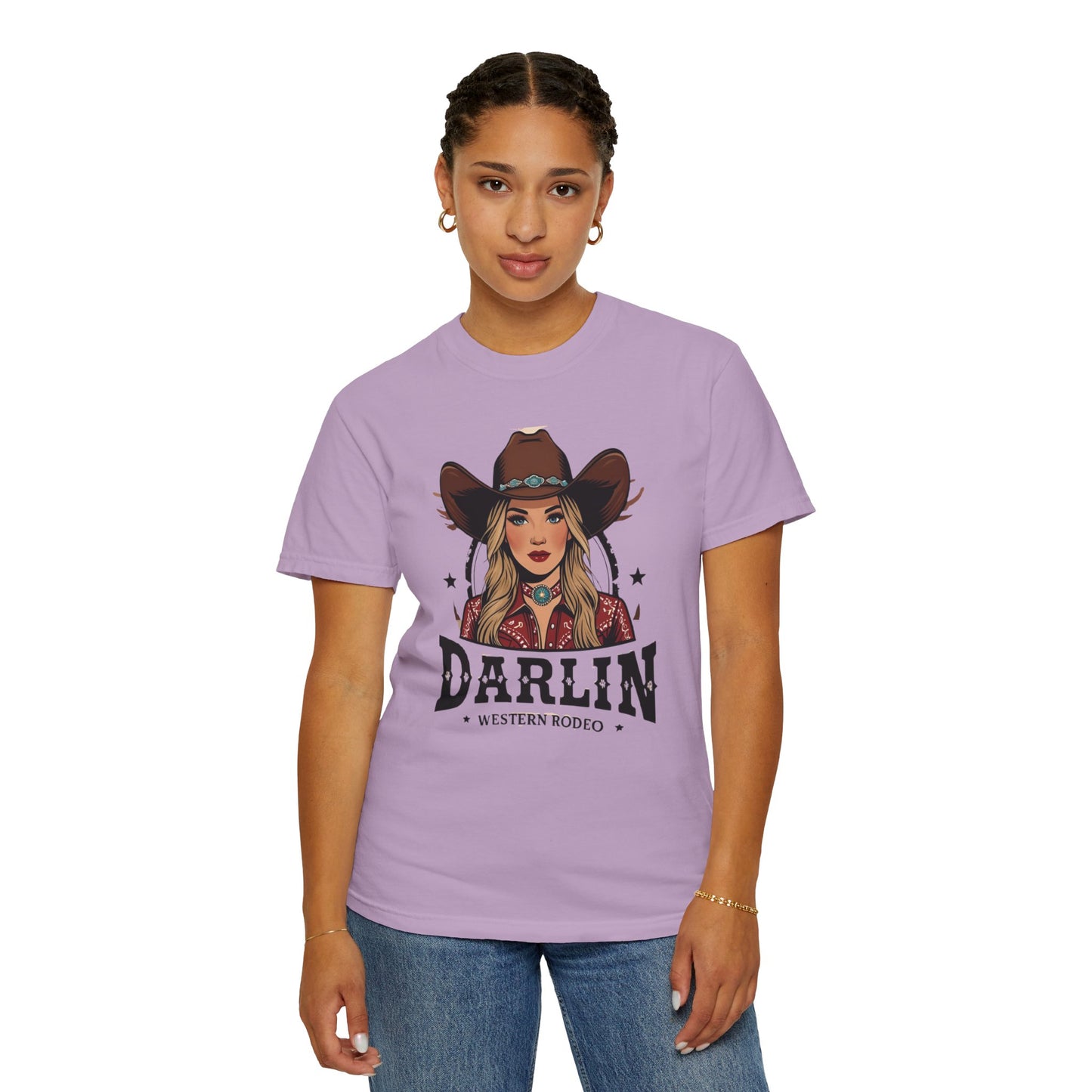 Darlin Rustic Horizon Cowgirl  UNISEX T-Shirt｜Festival Wear, Casual Outfit, Gift for Nature Lovers, Vintage Style Tee, Summer Essential