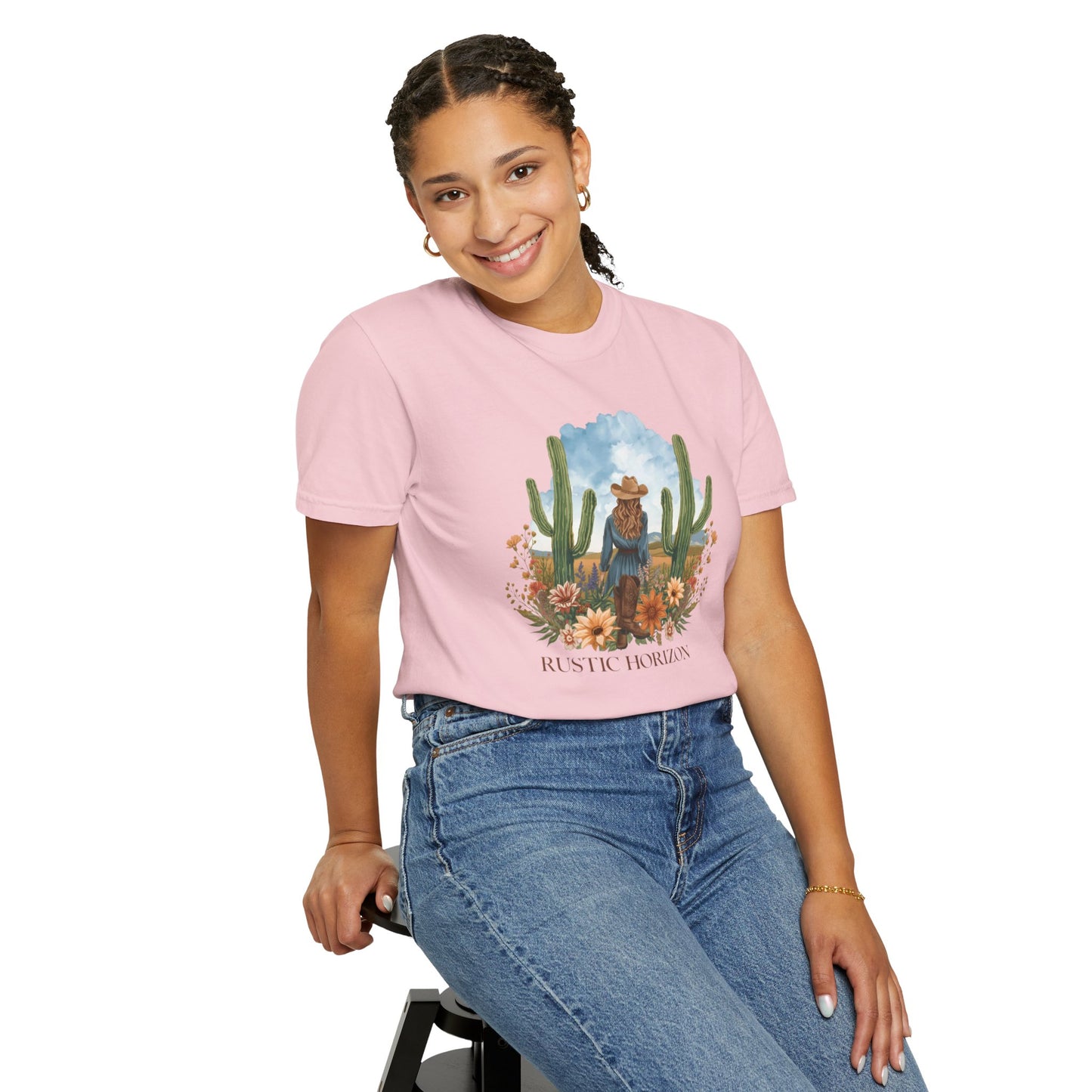 Cowgirl cactus UNISEX T-Shirt｜Festival Wear, Casual Outfit, Gift for Nature Lovers, Vintage Style Tee, Summer Essential